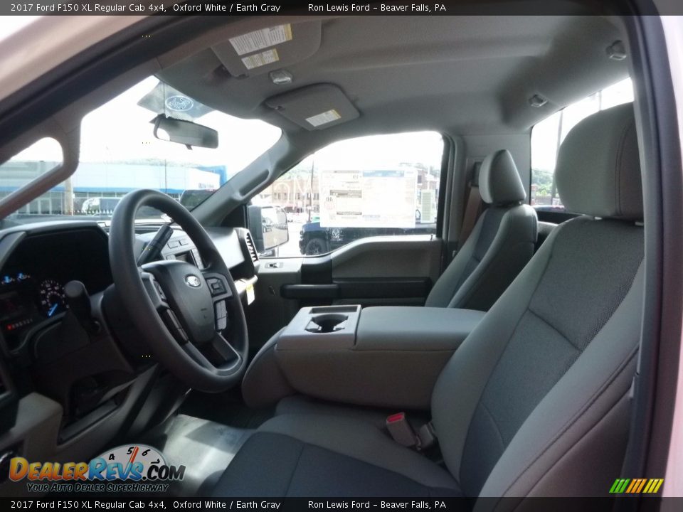2017 Ford F150 XL Regular Cab 4x4 Oxford White / Earth Gray Photo #12