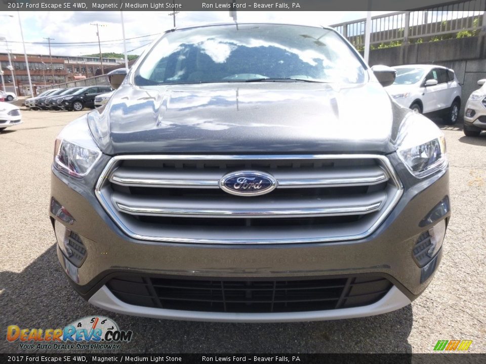 2017 Ford Escape SE 4WD Magnetic / Medium Light Stone Photo #8