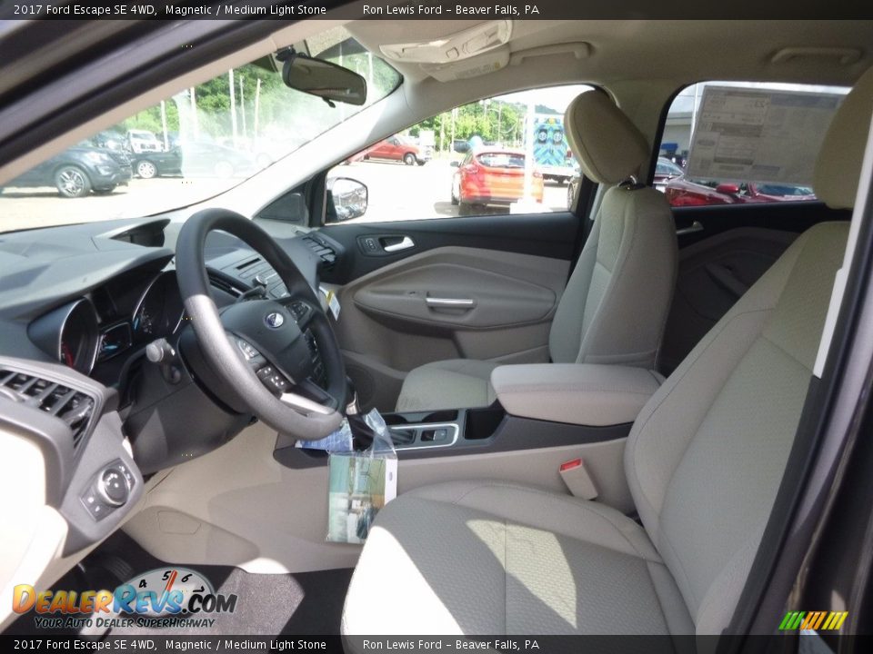 2017 Ford Escape SE 4WD Magnetic / Medium Light Stone Photo #11