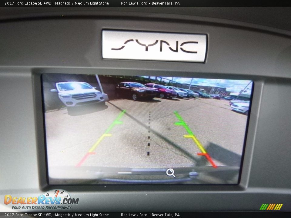 2017 Ford Escape SE 4WD Magnetic / Medium Light Stone Photo #18