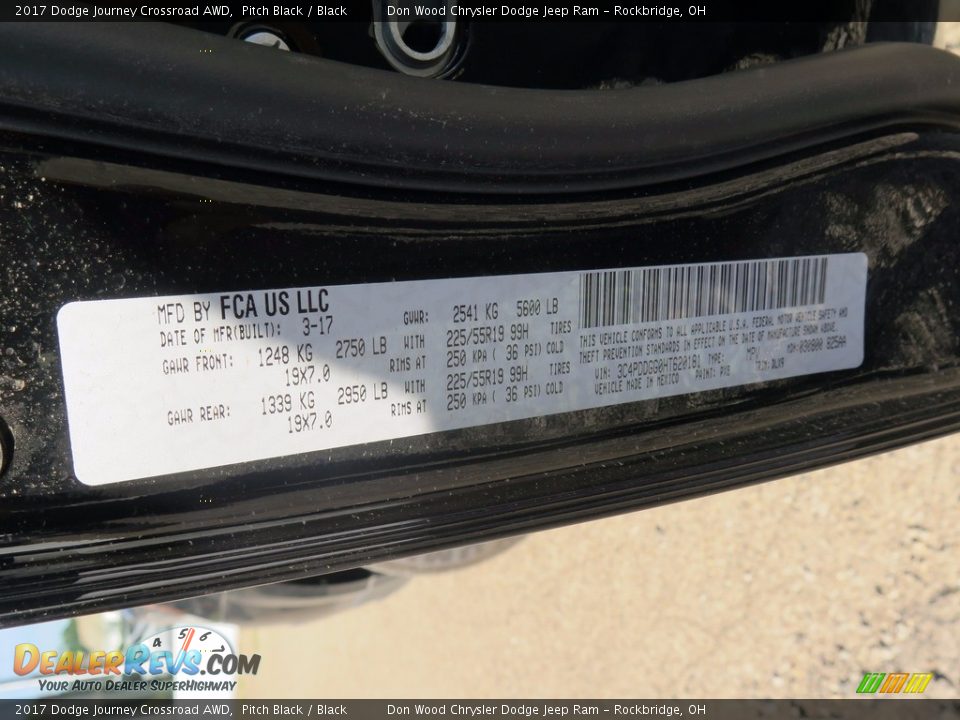 2017 Dodge Journey Crossroad AWD Pitch Black / Black Photo #25