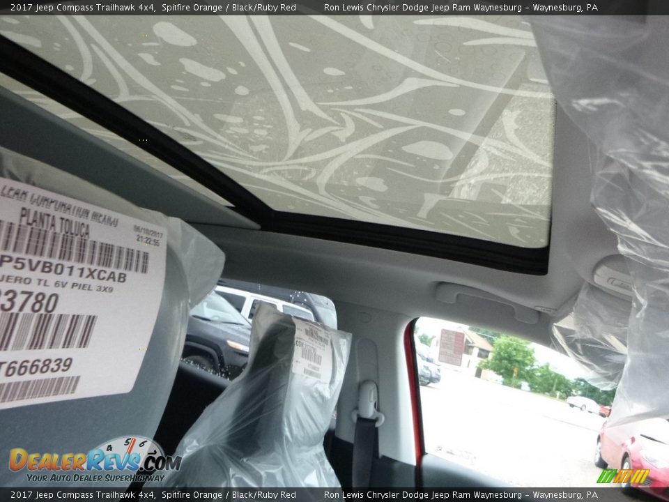 2017 Jeep Compass Trailhawk 4x4 Spitfire Orange / Black/Ruby Red Photo #13