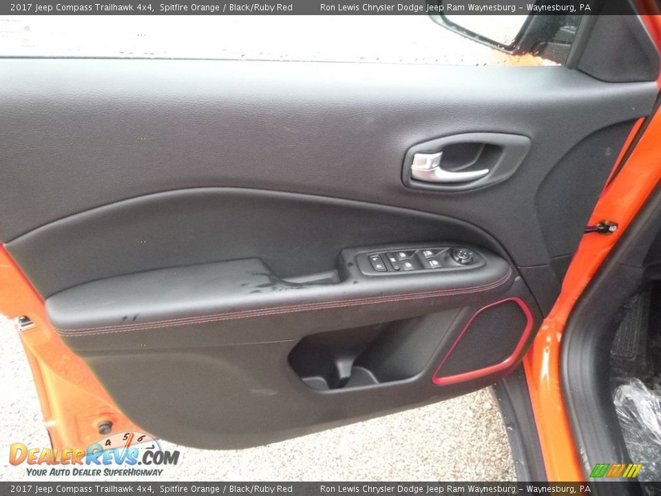 2017 Jeep Compass Trailhawk 4x4 Spitfire Orange / Black/Ruby Red Photo #15