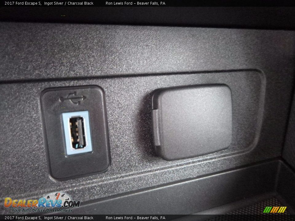 2017 Ford Escape S Ingot Silver / Charcoal Black Photo #18
