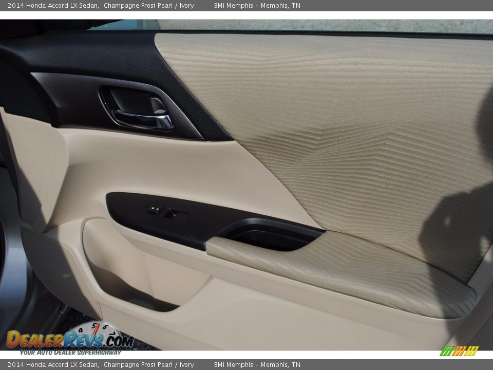 2014 Honda Accord LX Sedan Champagne Frost Pearl / Ivory Photo #26