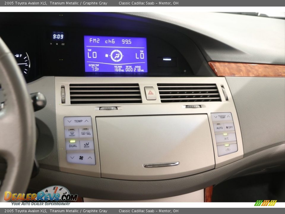2005 Toyota Avalon XLS Titanium Metallic / Graphite Gray Photo #10