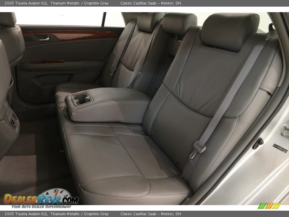 2005 Toyota Avalon XLS Titanium Metallic / Graphite Gray Photo #18