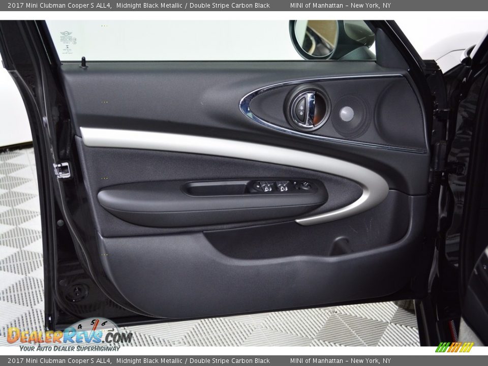 2017 Mini Clubman Cooper S ALL4 Midnight Black Metallic / Double Stripe Carbon Black Photo #6