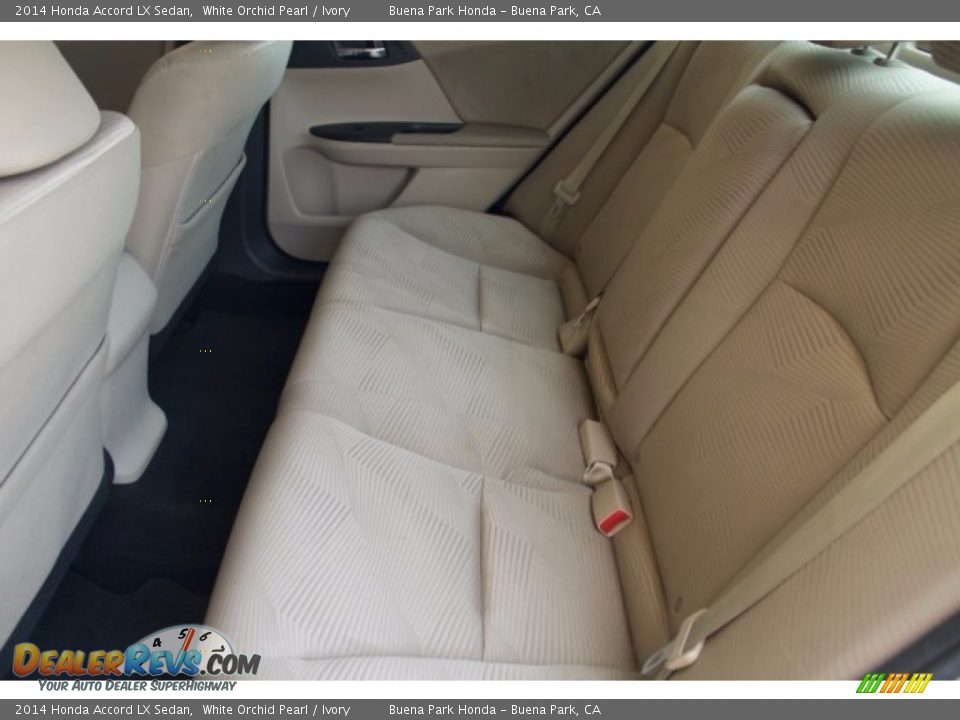 2014 Honda Accord LX Sedan White Orchid Pearl / Ivory Photo #4