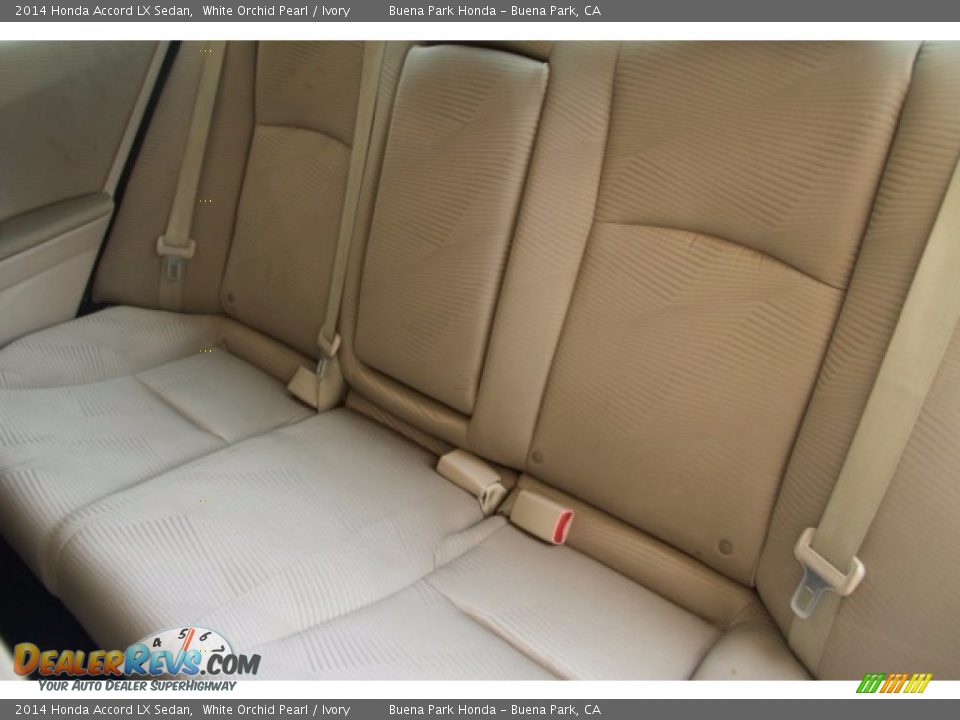 2014 Honda Accord LX Sedan White Orchid Pearl / Ivory Photo #13