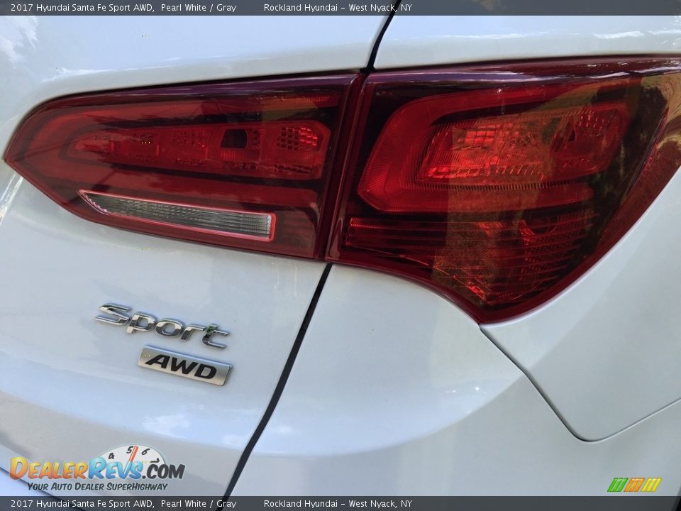 2017 Hyundai Santa Fe Sport AWD Pearl White / Gray Photo #23