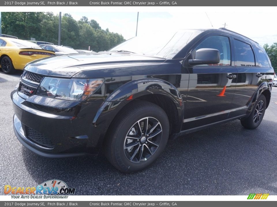 2017 Dodge Journey SE Pitch Black / Black Photo #3