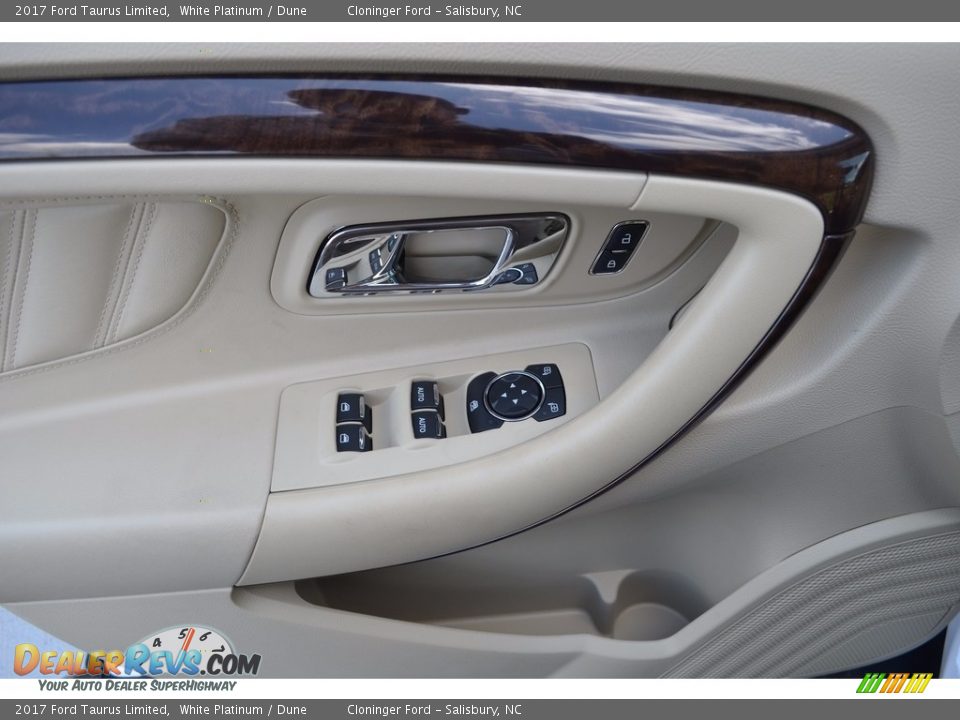 2017 Ford Taurus Limited White Platinum / Dune Photo #6