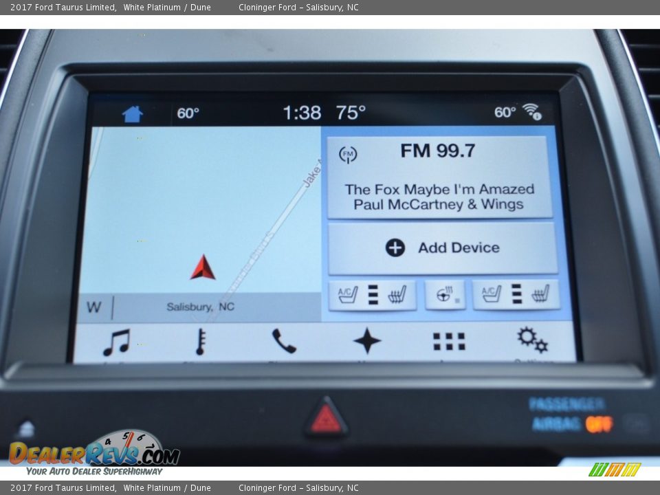 Navigation of 2017 Ford Taurus Limited Photo #12