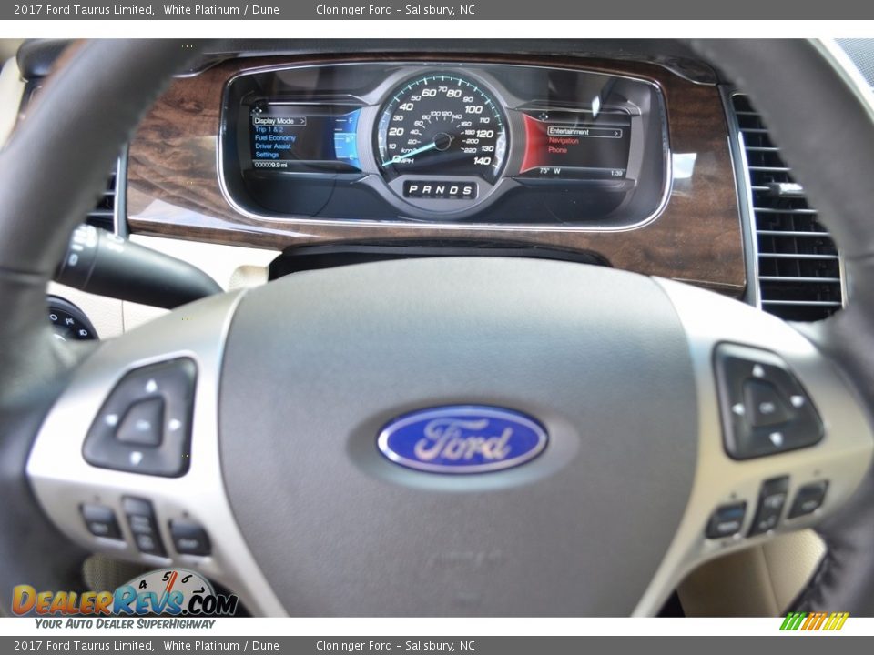 2017 Ford Taurus Limited White Platinum / Dune Photo #20
