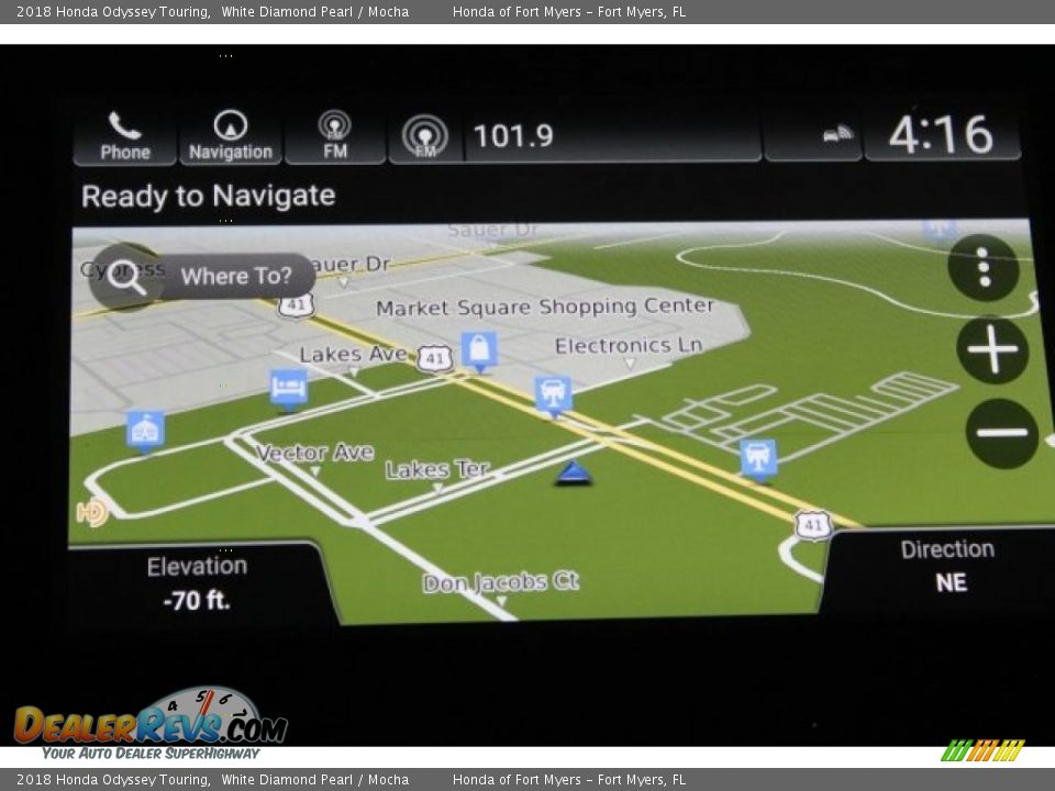 2018 Honda Odyssey Touring White Diamond Pearl / Mocha Photo #18