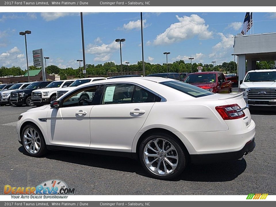 2017 Ford Taurus Limited White Platinum / Dune Photo #24
