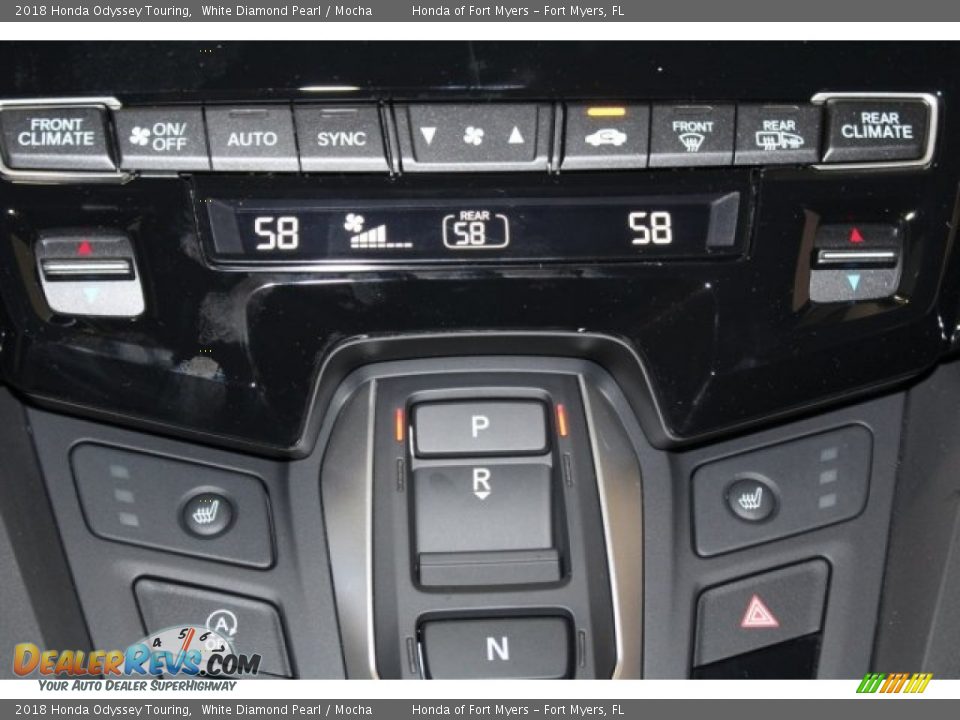 2018 Honda Odyssey Touring White Diamond Pearl / Mocha Photo #20