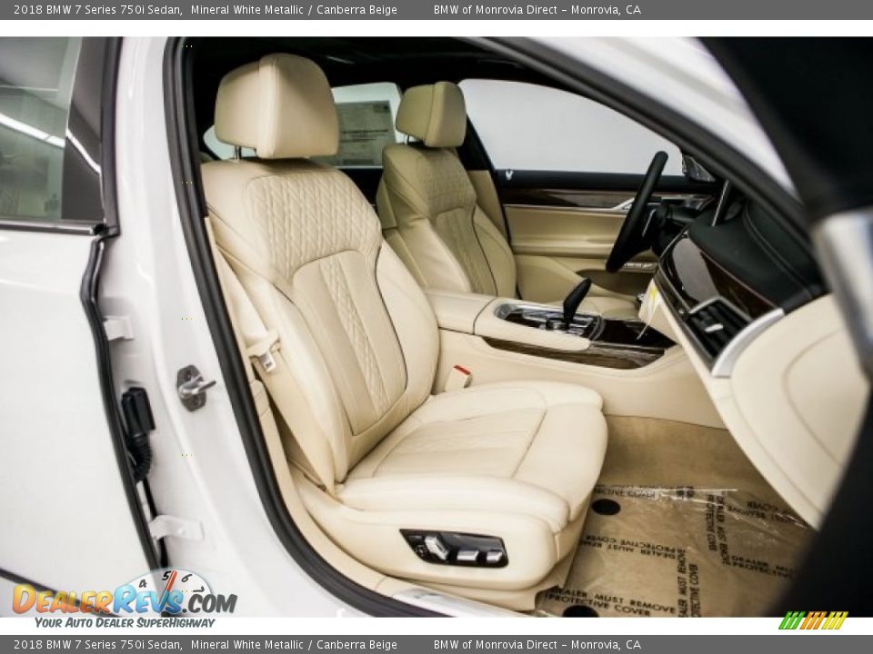2018 BMW 7 Series 750i Sedan Mineral White Metallic / Canberra Beige Photo #2