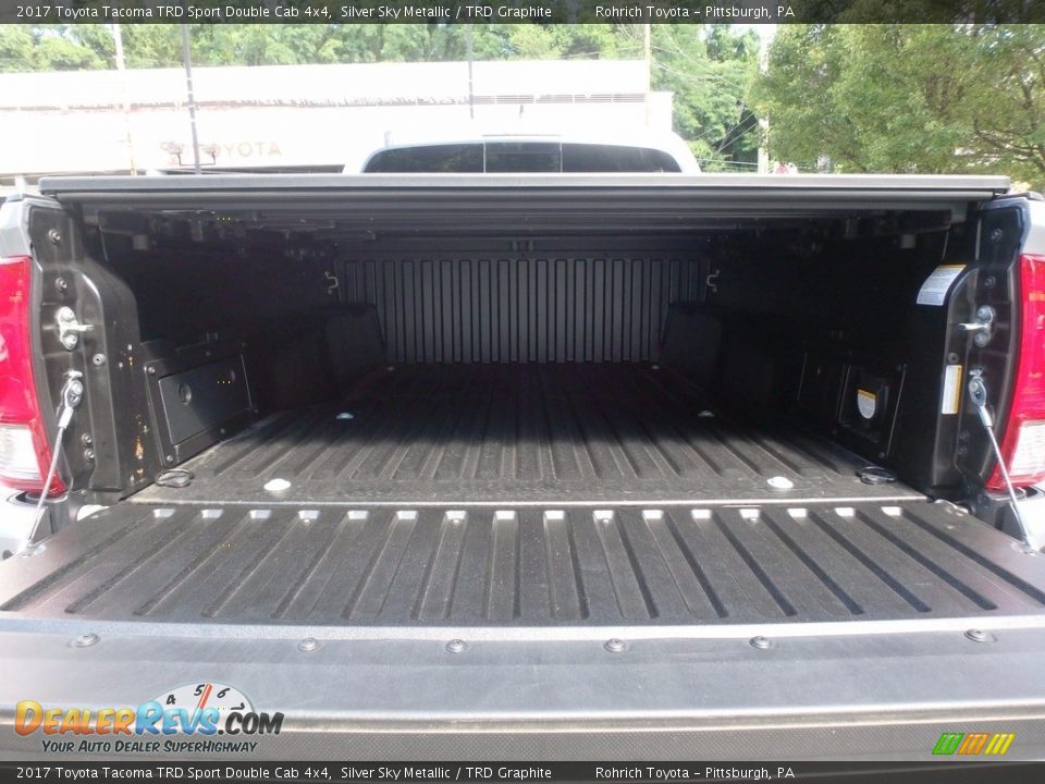 2017 Toyota Tacoma TRD Sport Double Cab 4x4 Silver Sky Metallic / TRD Graphite Photo #16