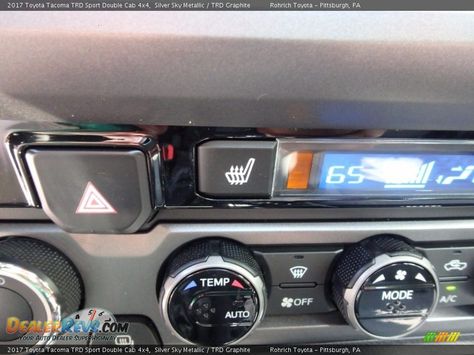 2017 Toyota Tacoma TRD Sport Double Cab 4x4 Silver Sky Metallic / TRD Graphite Photo #24
