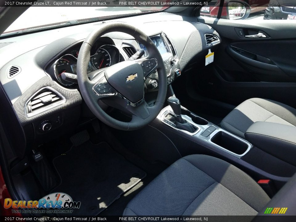 2017 Chevrolet Cruze LT Cajun Red Tintcoat / Jet Black Photo #7