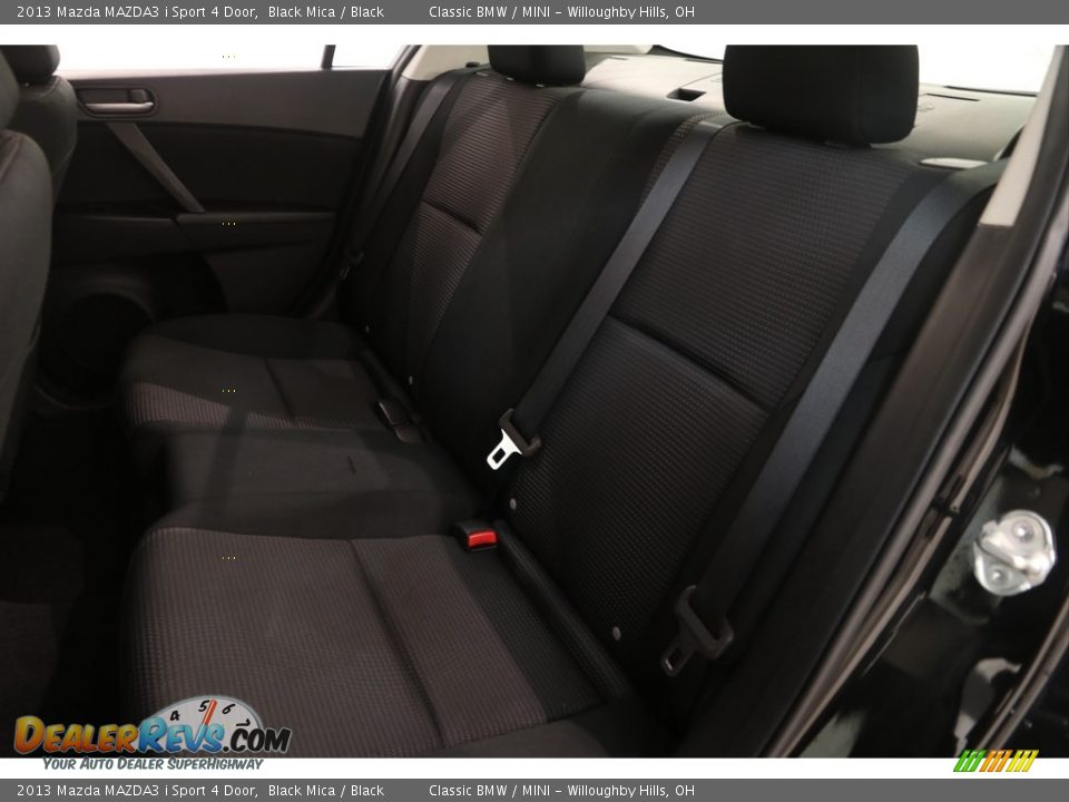 2013 Mazda MAZDA3 i Sport 4 Door Black Mica / Black Photo #16