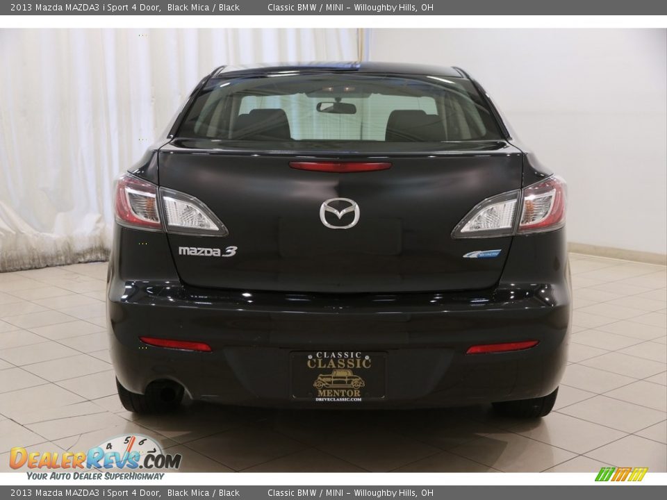 2013 Mazda MAZDA3 i Sport 4 Door Black Mica / Black Photo #17