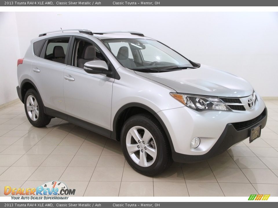 2013 Toyota RAV4 XLE AWD Classic Silver Metallic / Ash Photo #1