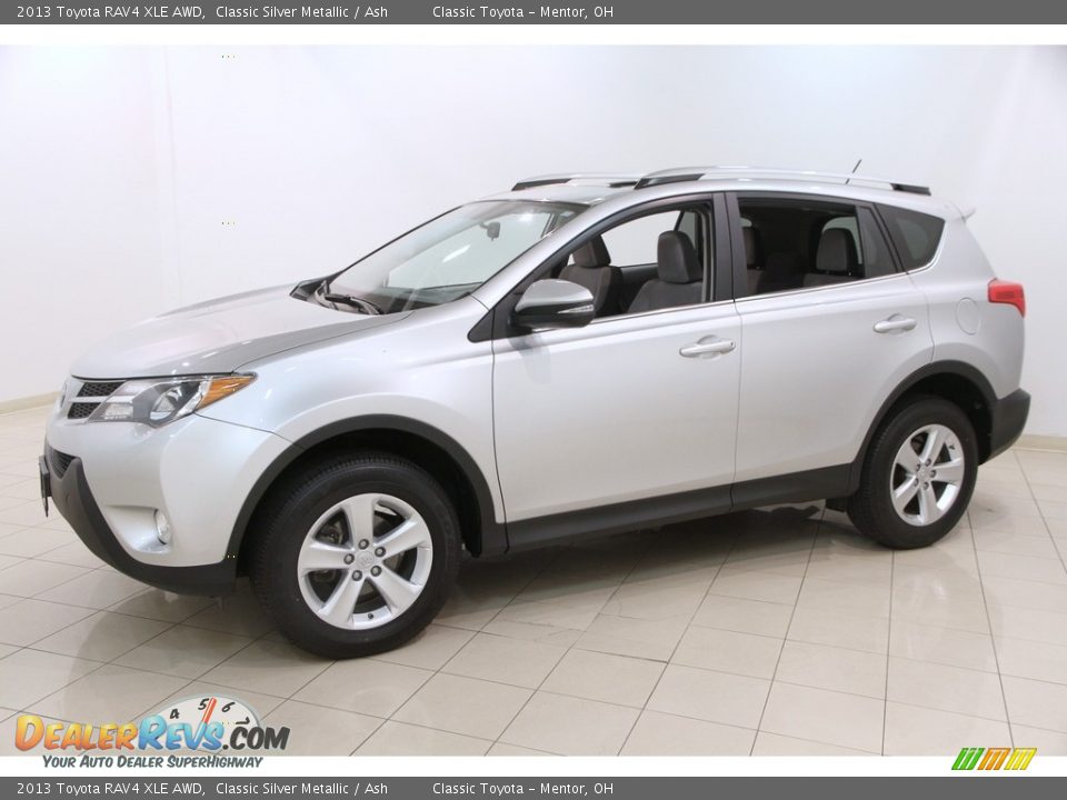 2013 Toyota RAV4 XLE AWD Classic Silver Metallic / Ash Photo #3