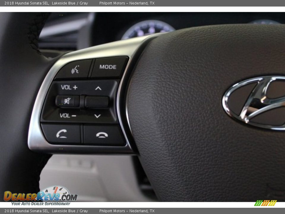 Controls of 2018 Hyundai Sonata SEL Photo #18