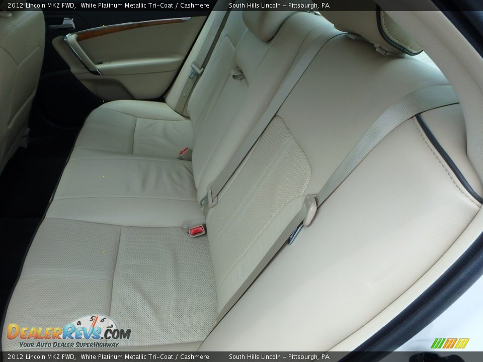 2012 Lincoln MKZ FWD White Platinum Metallic Tri-Coat / Cashmere Photo #17