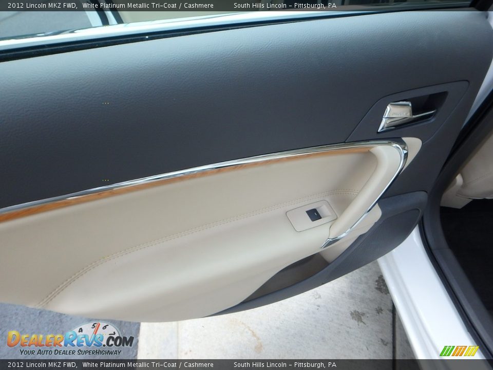 2012 Lincoln MKZ FWD White Platinum Metallic Tri-Coat / Cashmere Photo #19