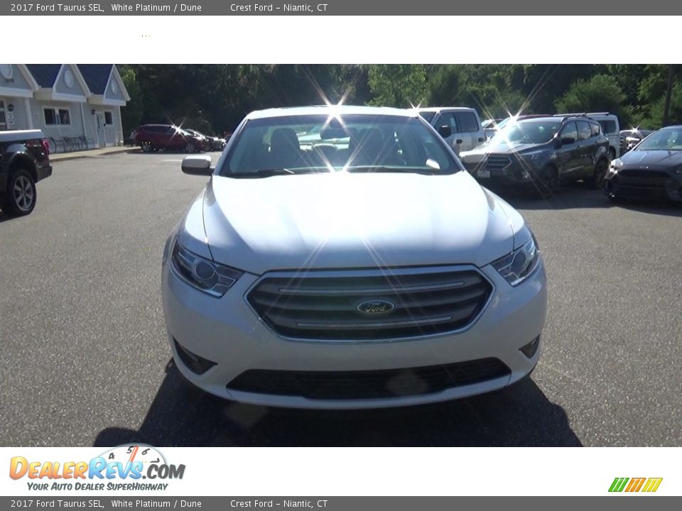 2017 Ford Taurus SEL White Platinum / Dune Photo #2