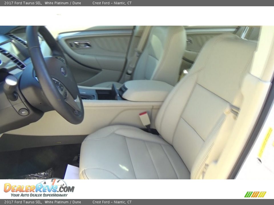 2017 Ford Taurus SEL White Platinum / Dune Photo #12