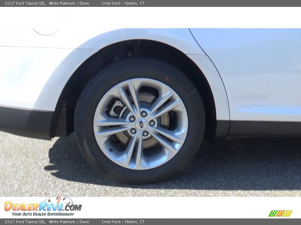 2017 Ford Taurus SEL White Platinum / Dune Photo #22