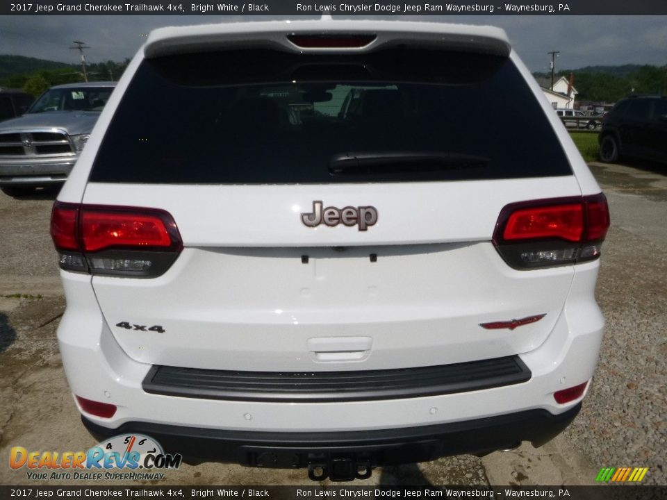 2017 Jeep Grand Cherokee Trailhawk 4x4 Bright White / Black Photo #4