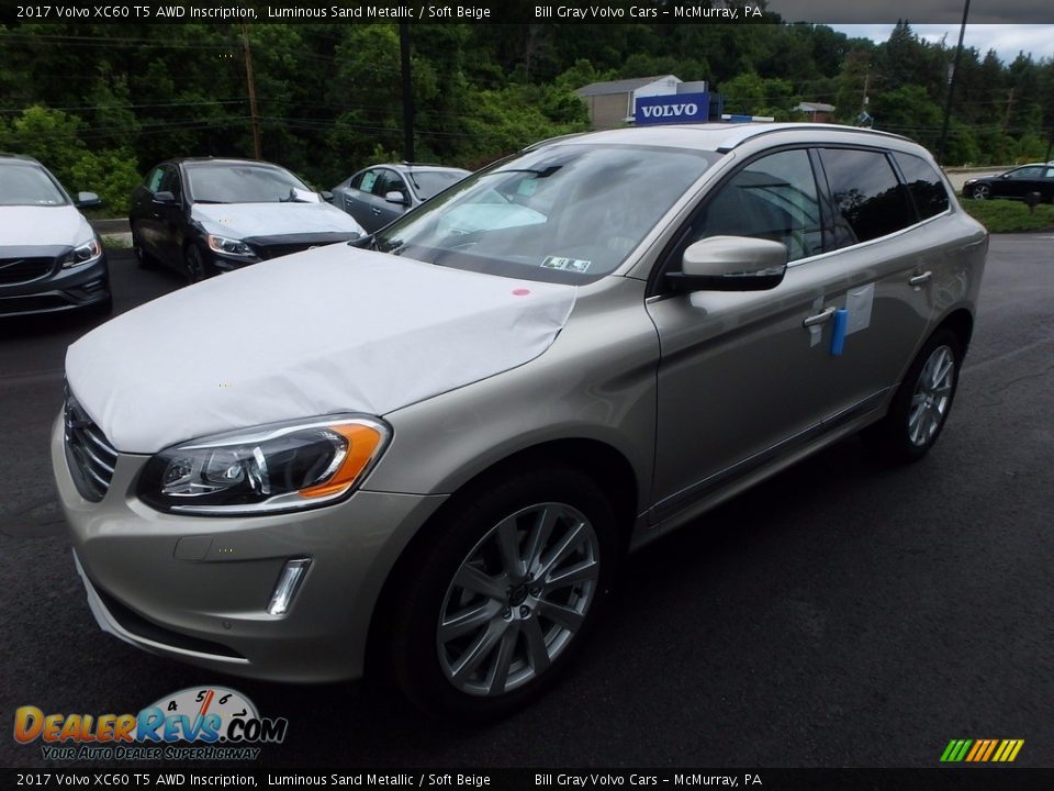 2017 Volvo XC60 T5 AWD Inscription Luminous Sand Metallic / Soft Beige Photo #5