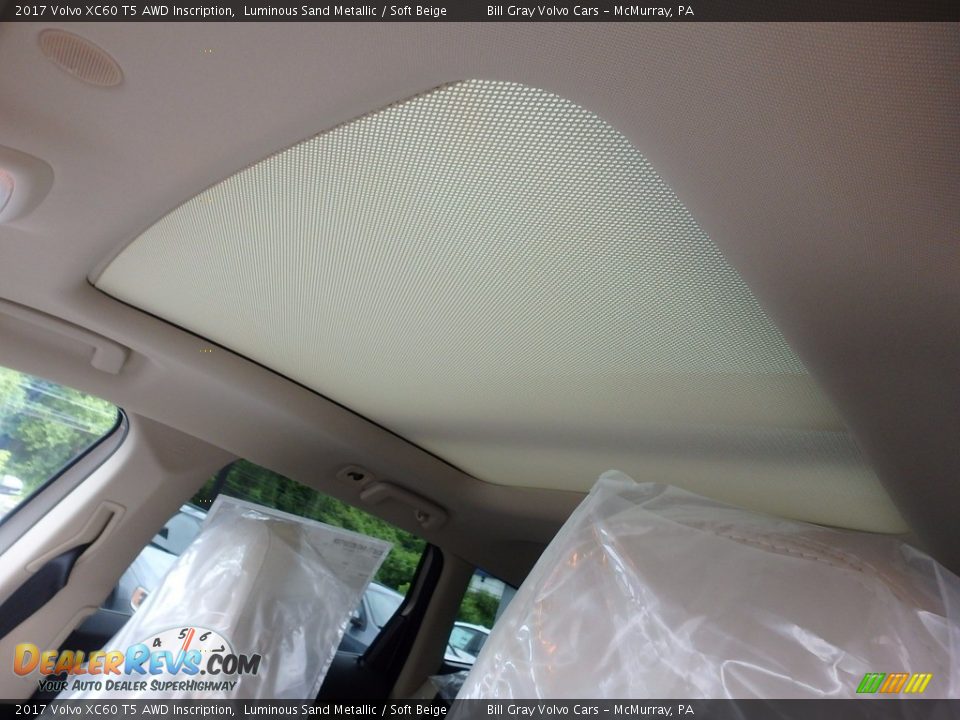 2017 Volvo XC60 T5 AWD Inscription Luminous Sand Metallic / Soft Beige Photo #11
