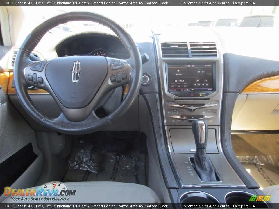2013 Lincoln MKX FWD White Platinum Tri-Coat / Limited Edition Bronze Metallic/Charcoal Black Photo #9