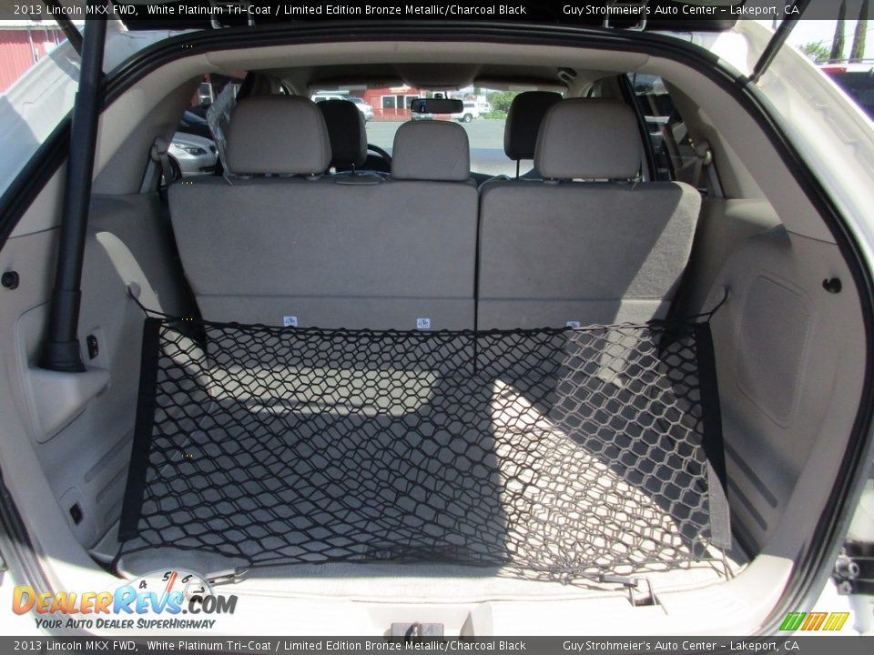 2013 Lincoln MKX FWD White Platinum Tri-Coat / Limited Edition Bronze Metallic/Charcoal Black Photo #11