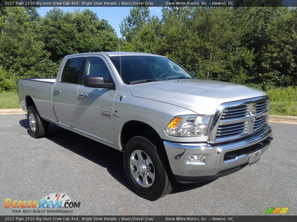 Front 3/4 View of 2017 Ram 2500 Big Horn Crew Cab 4x4 Photo #4