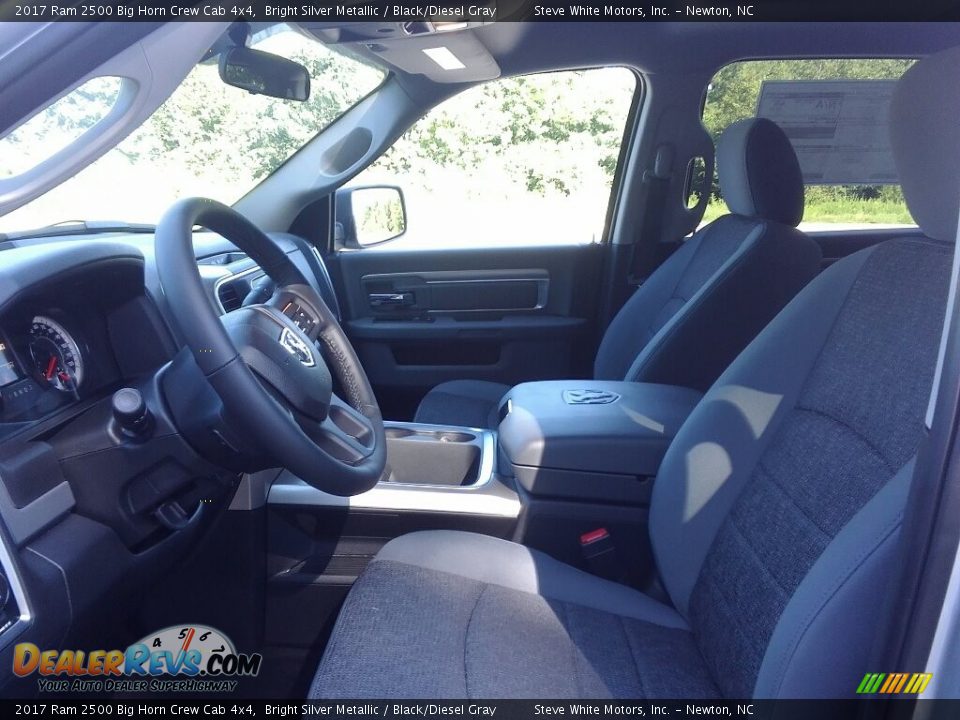 2017 Ram 2500 Big Horn Crew Cab 4x4 Bright Silver Metallic / Black/Diesel Gray Photo #10