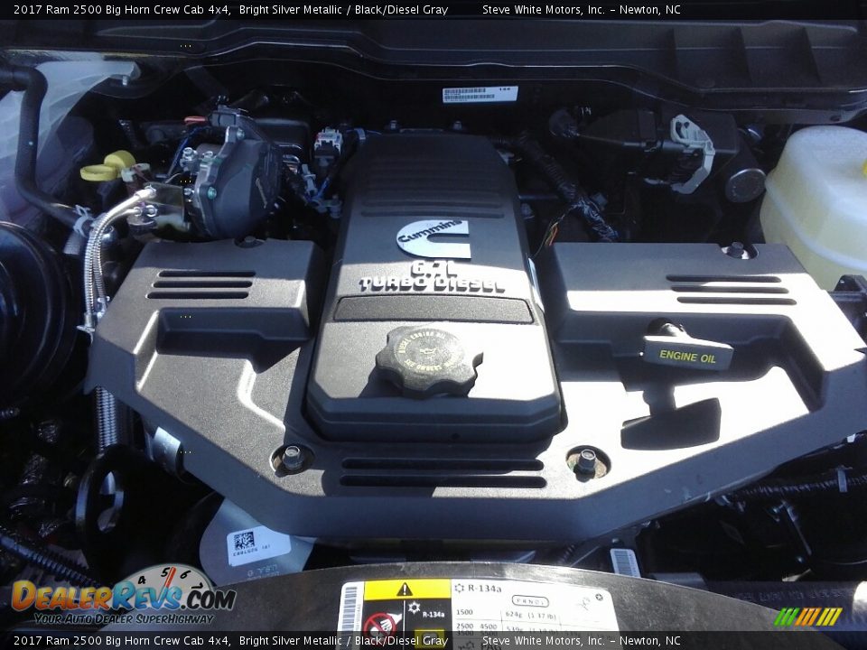 2017 Ram 2500 Big Horn Crew Cab 4x4 Bright Silver Metallic / Black/Diesel Gray Photo #29