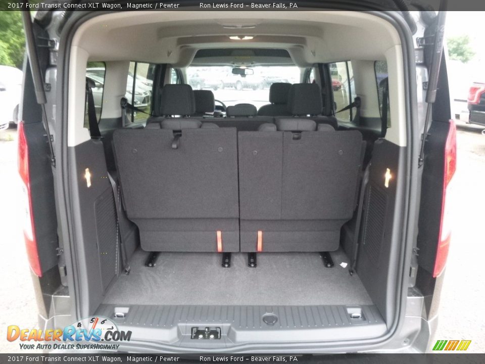 2017 Ford Transit Connect XLT Wagon Magnetic / Pewter Photo #4
