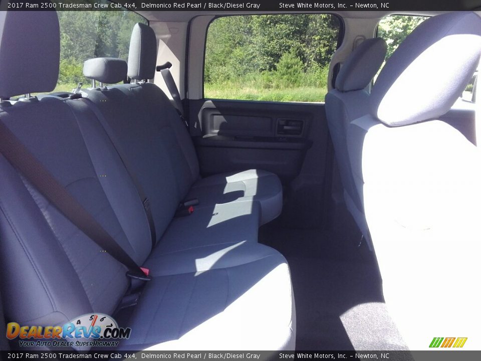 2017 Ram 2500 Tradesman Crew Cab 4x4 Delmonico Red Pearl / Black/Diesel Gray Photo #13