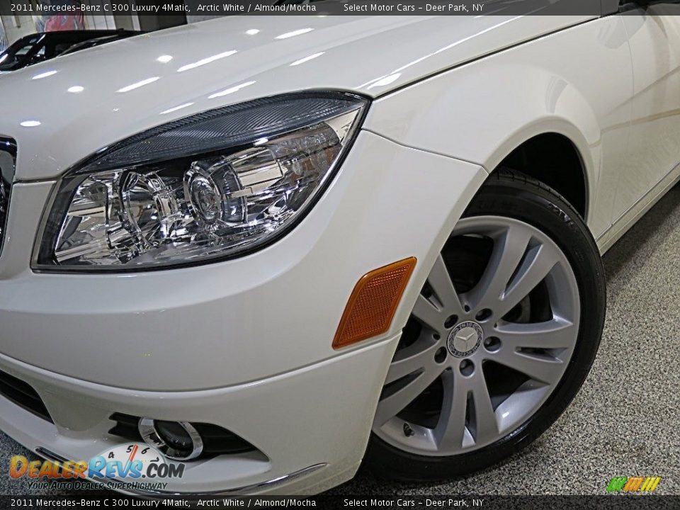 2011 Mercedes-Benz C 300 Luxury 4Matic Arctic White / Almond/Mocha Photo #7