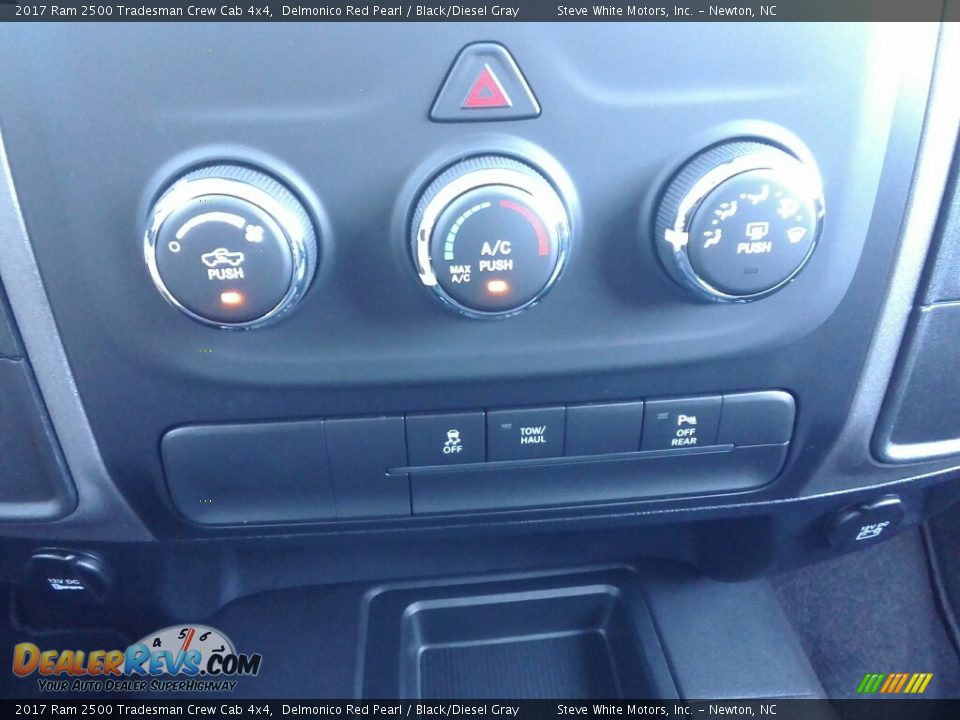 2017 Ram 2500 Tradesman Crew Cab 4x4 Delmonico Red Pearl / Black/Diesel Gray Photo #22