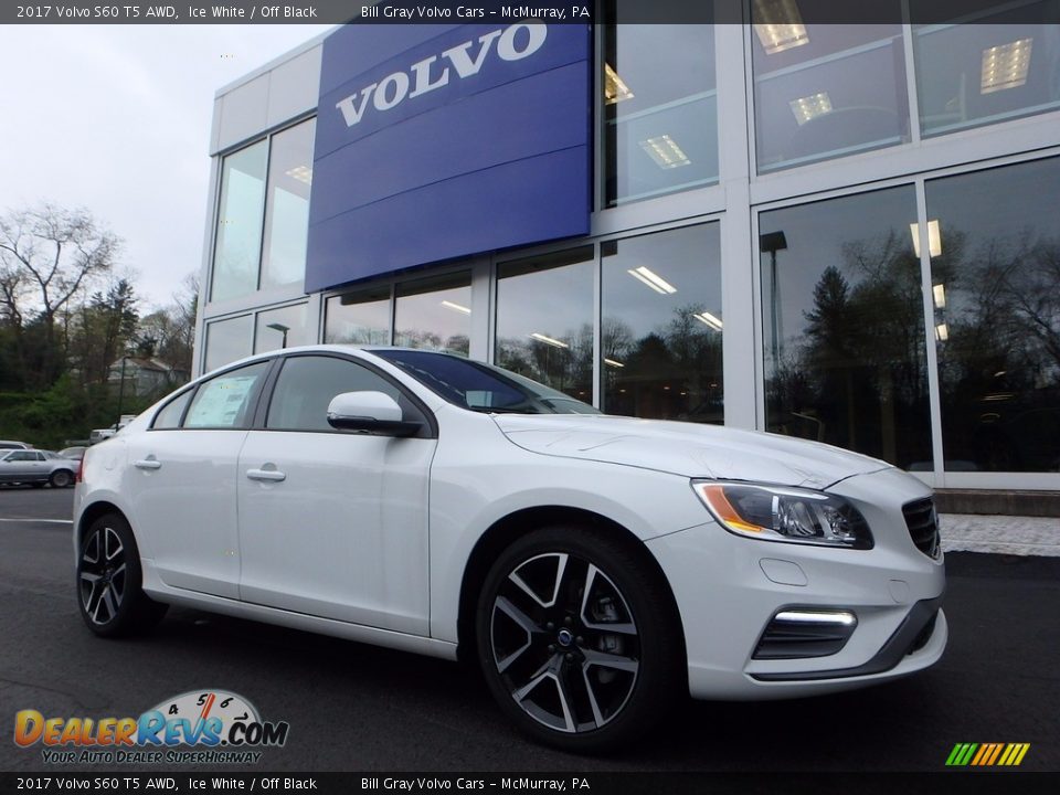 Front 3/4 View of 2017 Volvo S60 T5 AWD Photo #1