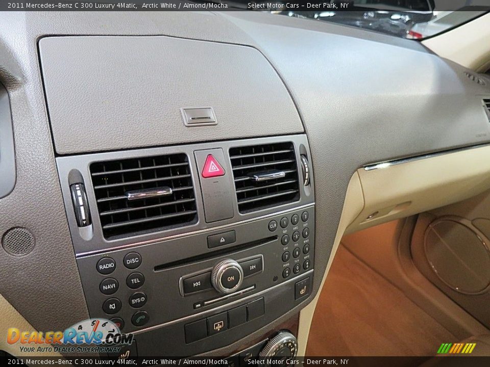 2011 Mercedes-Benz C 300 Luxury 4Matic Arctic White / Almond/Mocha Photo #22